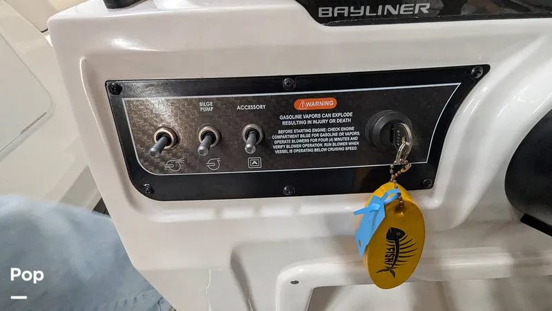 Slide: The Image of Bayliner DX 2050 2022 - 16248973