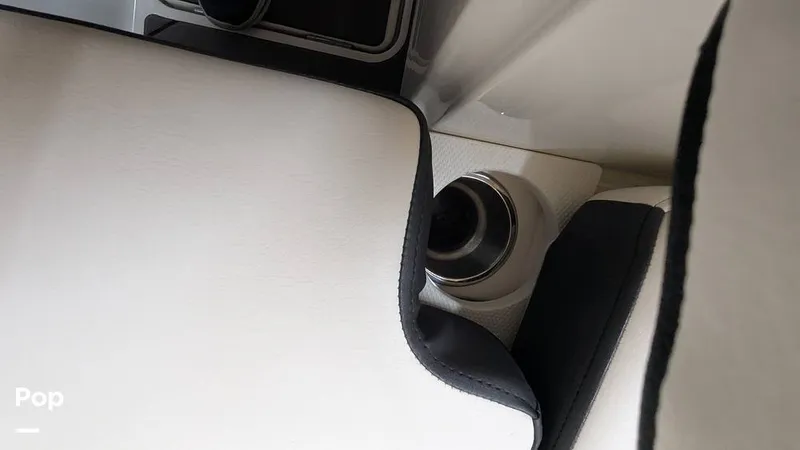 Slide: The Image of Bayliner DX 2050 2022 - 16248971