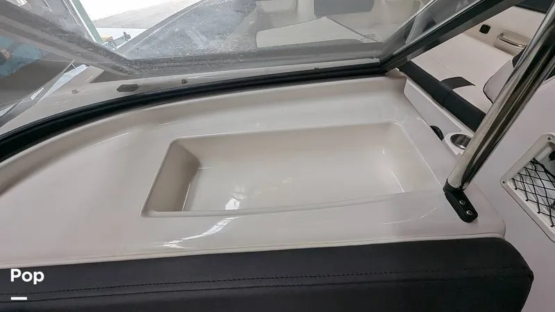 Slide: The Image of Bayliner DX 2050 2022 - 16248982