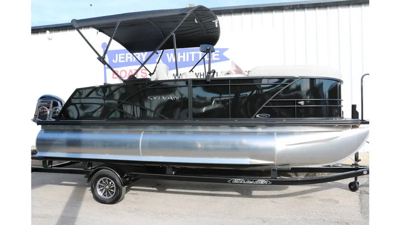 Slide: The Image of Sylvan Mirage 820 CLZ DH Premium 2025 - 33