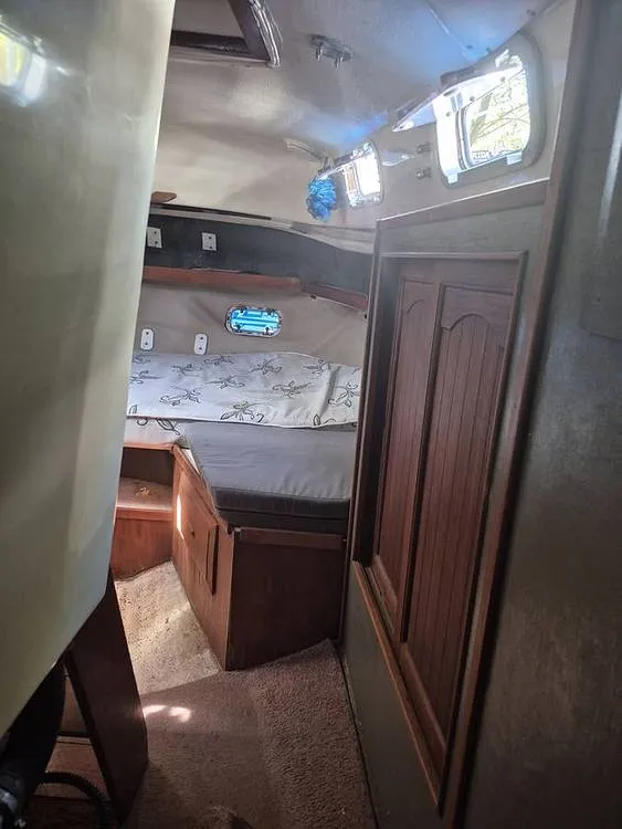 Slide: The Image of BERTH - 16198070