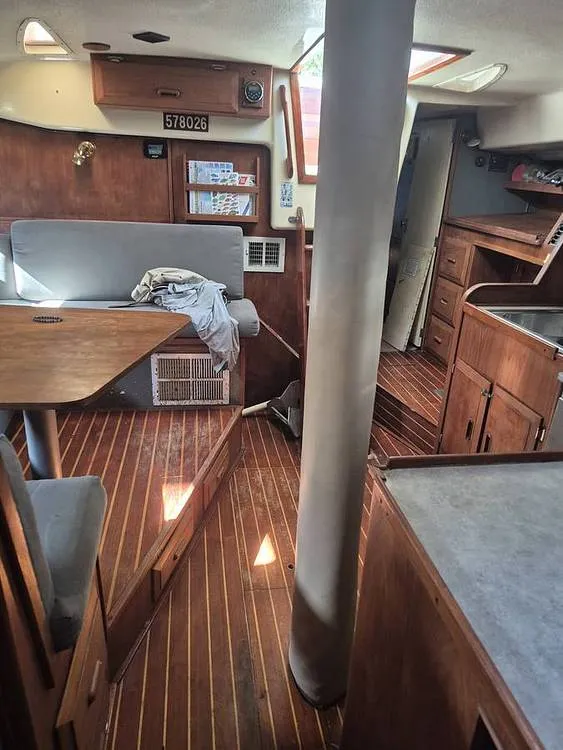 Slide: The Image of Morgan Out Island 41 1976 - 16198072