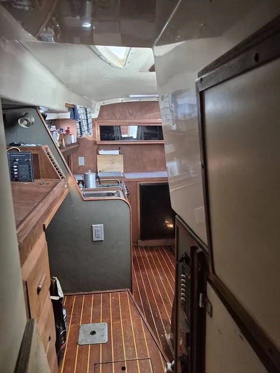 Slide: The Image of Morgan Out Island 41 1976 - 16198068