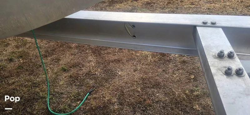 Slide: The Image of Absolute VS 27 2008 - 16227312