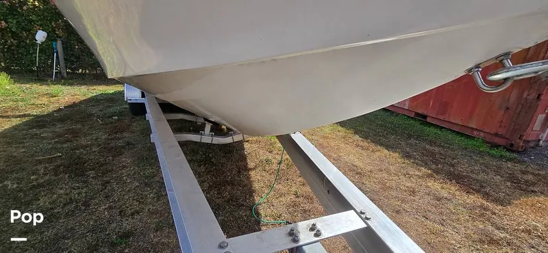 Slide: The Image of Absolute VS 27 2008 - 16227128