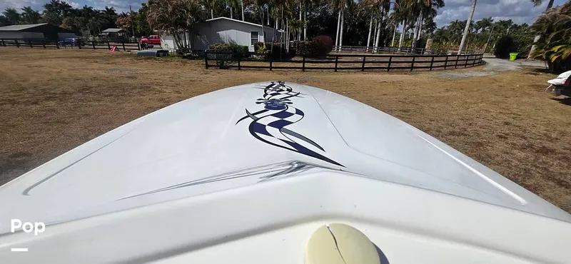 Slide: The Image of Absolute VS 27 2008 - 16227204