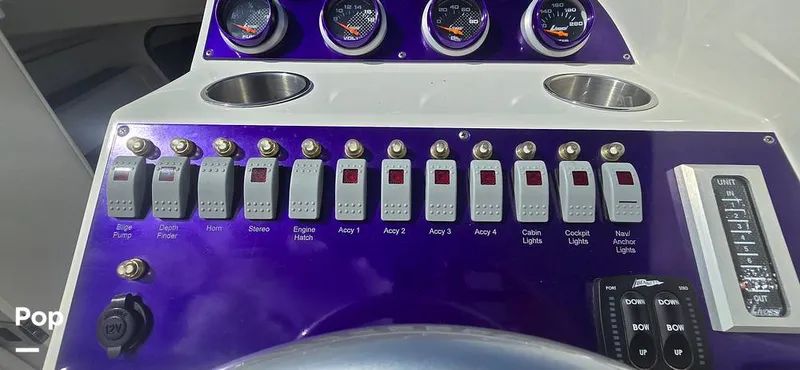 Slide: The Image of Absolute VS 27 2008 - 16227214