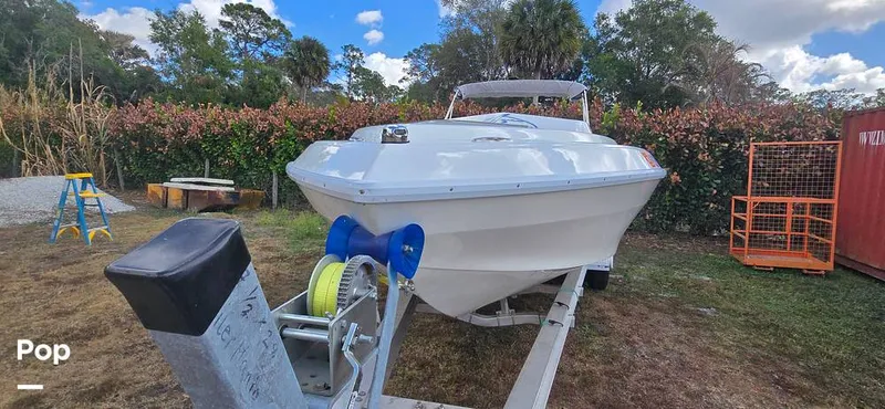 Slide: The Image of Absolute Powerboats VS 27 2008 - 16227096