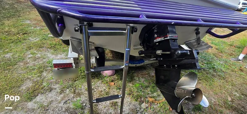 Slide: The Image of Absolute Powerboats VS 27 2008 - 16227124