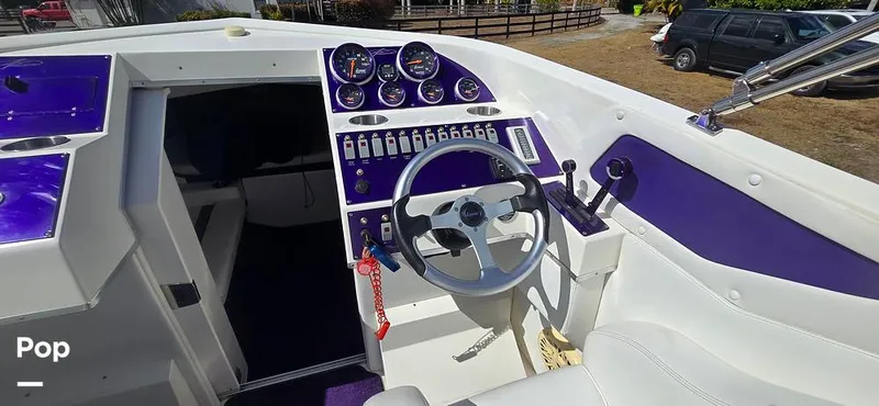 Slide: The Image of Absolute Powerboats VS 27 2008 - 16227201