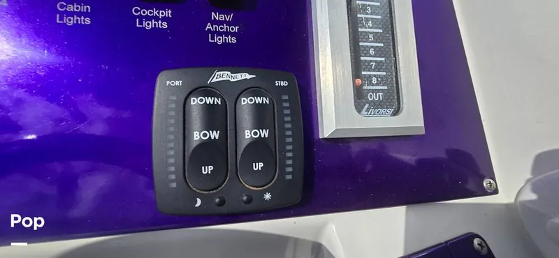 Slide: The Image of Absolute Powerboats VS 27 2008 - 16227216