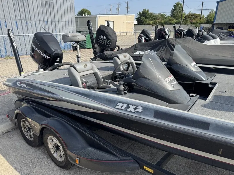 Slide: The Image of Triton Boats TR 21 X2 2007 - 2