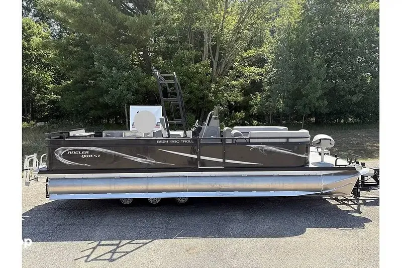 The Image of Angler 8524 PRO TROLL 2023 - 16205405