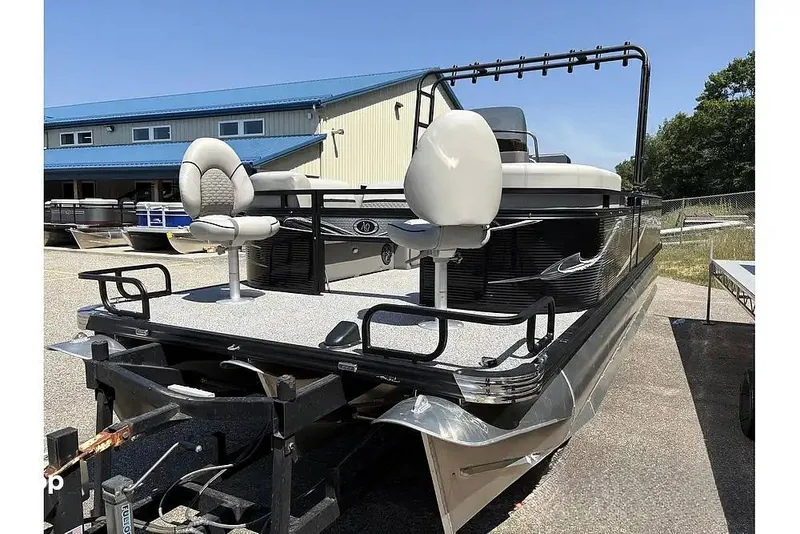 Slide: The Image of Angler 8524 PRO TROLL 2023 - 16205400