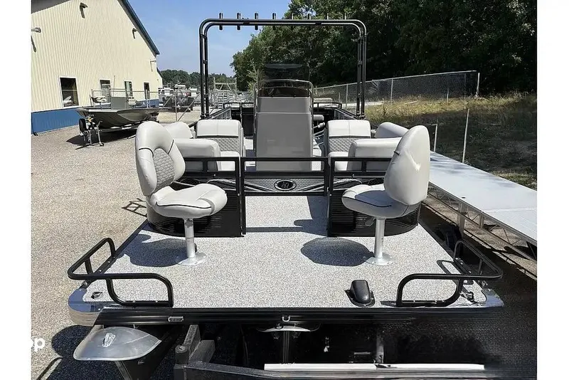 Slide: The Image of Angler 8524 PRO TROLL 2023 - 16205403