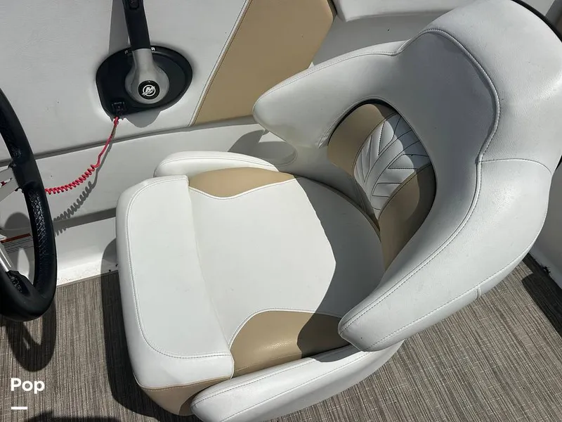Slide: The Image of Glastron GTD 205 2022 - 16564965