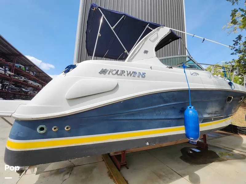 Slide: The Image of Four Winns Vista 328 2004 - 16321790