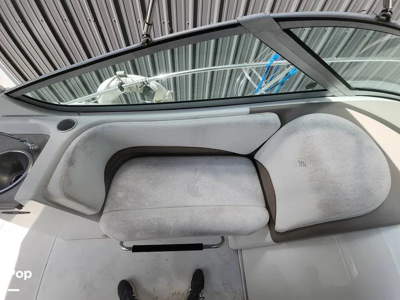 Slide: The Image of Four Winns Vista 328 2004 - 16321814