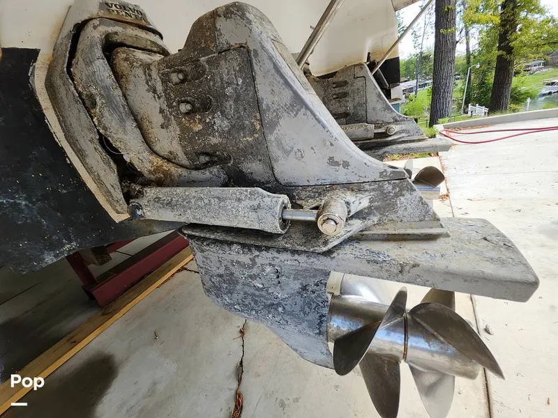 Slide: The Image of Four Winns Vista 328 2004 - 16321819