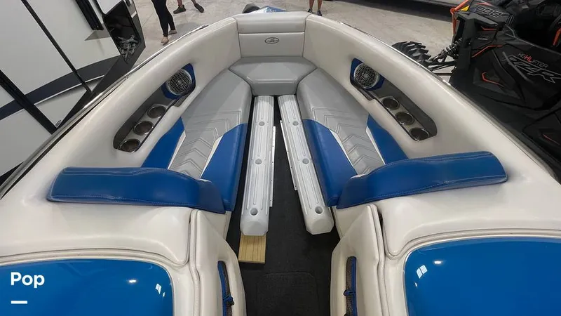 Slide: The Image of Bow Seating - 16234381