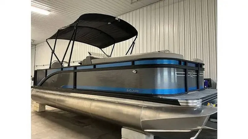 The Image of Qwest E-Class 22 XRE CRUISE 2025 - 16209324