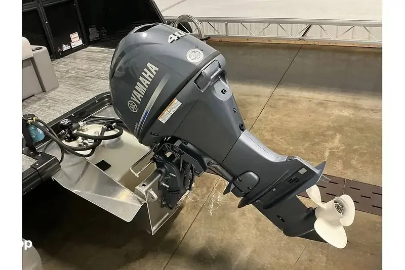 Slide: The Image of Qwest M-CLASS 8524 RLS-RTZ 2023 - 16210261