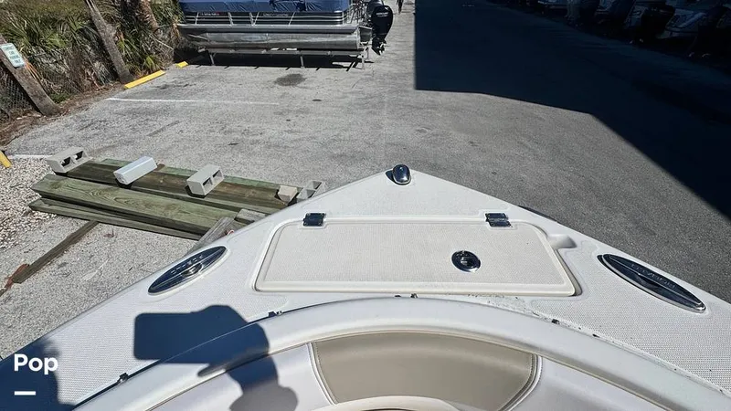 Slide: The Image of Robalo R227 2018 - 16211776