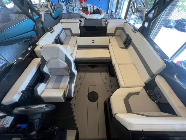 Slide: The Image of Heyday Wake Boats 22-H22 2023 - 7