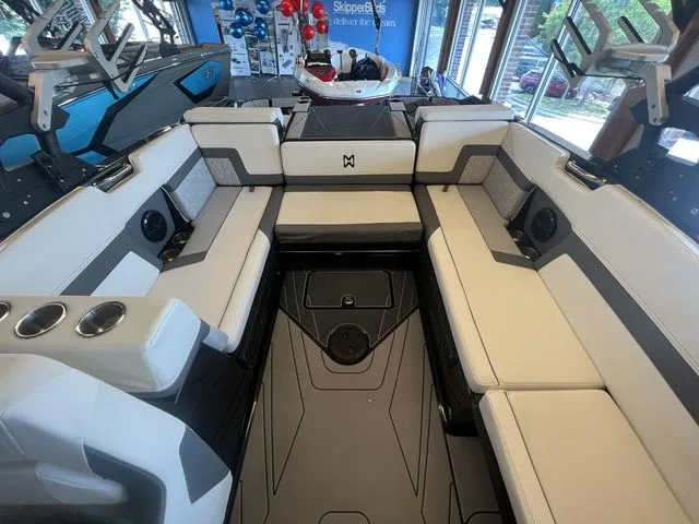 Slide: The Image of Heyday Wake Boats 22-H22 2023 - 9