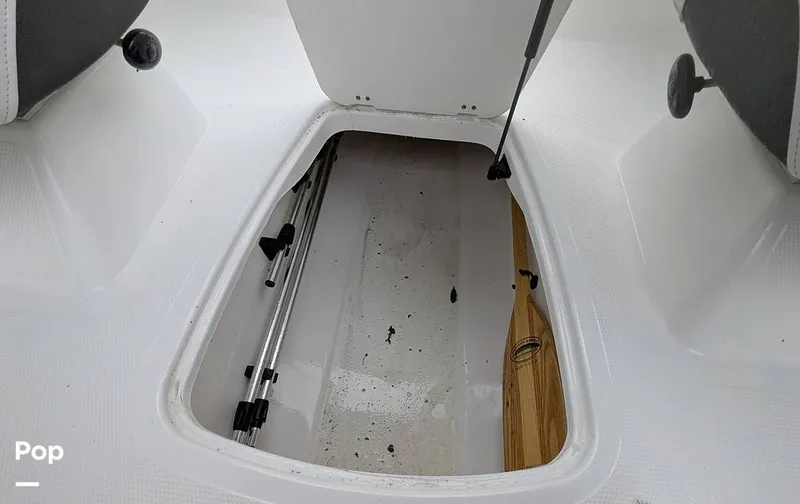 Slide: The Image of Tahoe 185S 2022 - 16209971