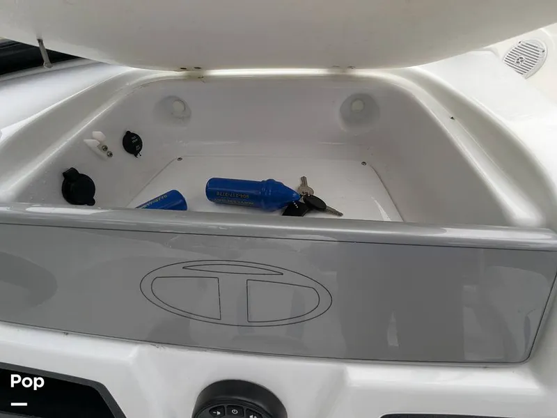 Slide: The Image of Tahoe 185S 2022 - 16209976