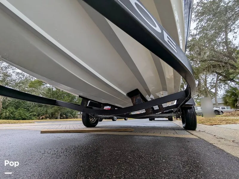 Slide: The Image of Tahoe 185S 2022 - 16209939