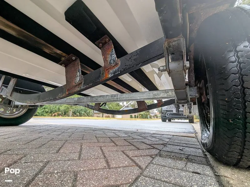 Slide: The Image of Tahoe 185S 2022 - 16209940