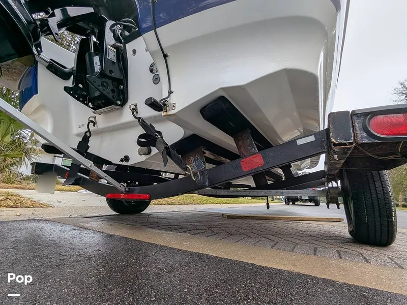 Slide: The Image of Tahoe 185S 2022 - 16209942