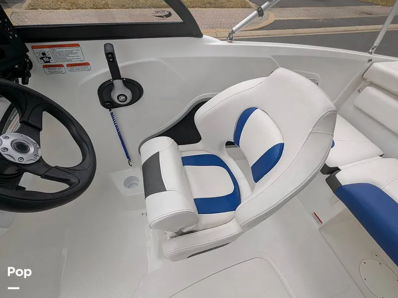 Slide: The Image of Tahoe 185S 2022 - 16209956