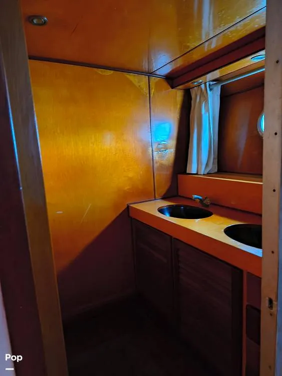 Slide: The Image of Guy Couach 84 1984 - 16210055