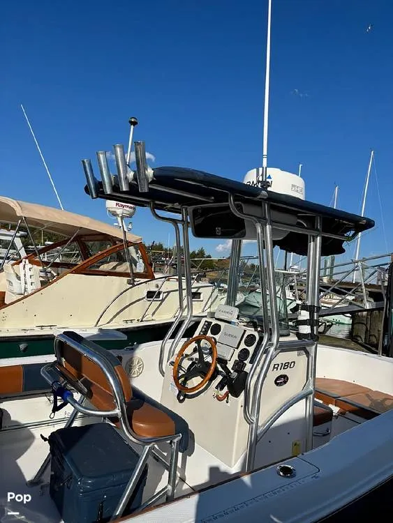 Slide: The Image of Robalo R180 CC 2012 - 16205357