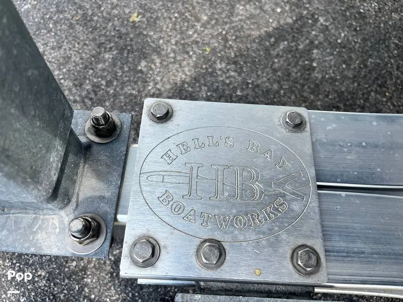 Slide: The Image of Hells Bay Trailer - 16525263