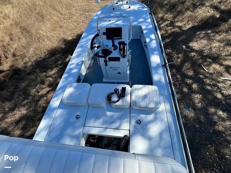 Slide: The Image of Hells Bay Professional 2023 - 16229900