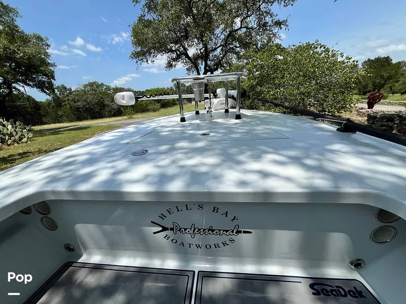 Slide: The Image of Hells Bay Professional 2023 - 16525226