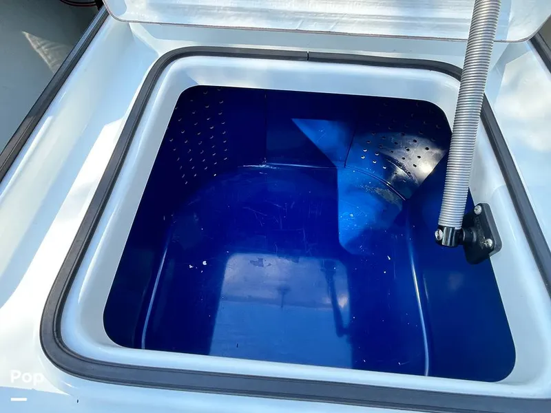 Slide: The Image of Hells Bay Professional 2023 - 16229881