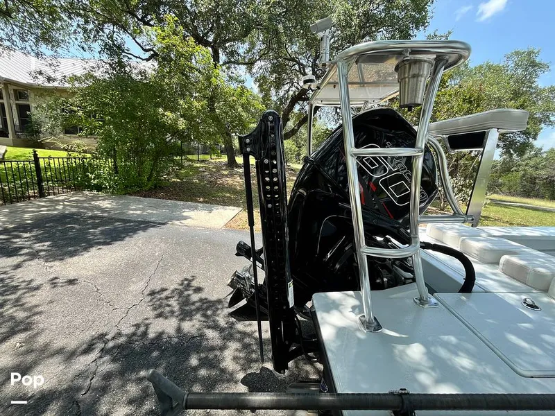 Slide: The Image of Hells Bay Professional 2023 - 16525191
