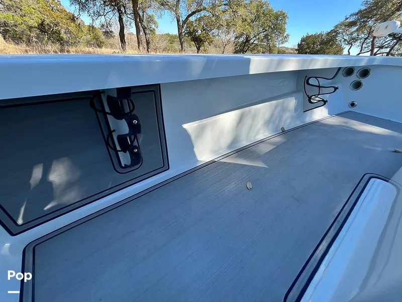 Slide: The Image of Hells Bay Professional 2023 - 16229906