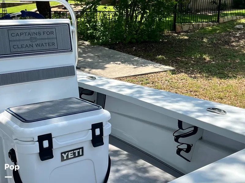 Slide: The Image of Hells Bay Professional 2023 - 16525227