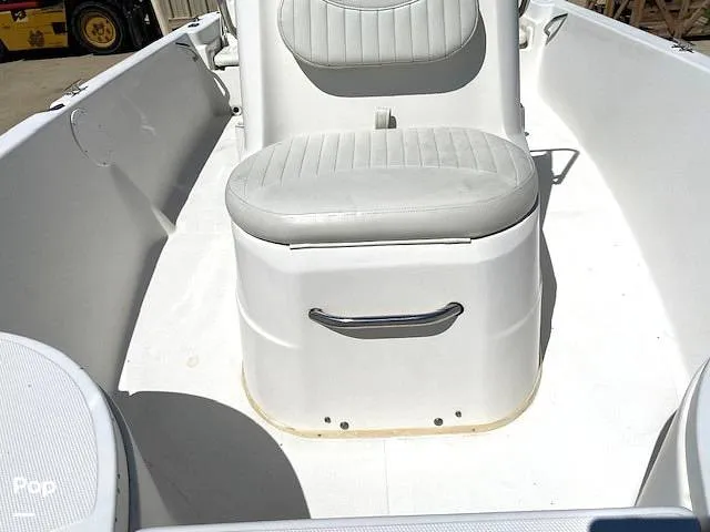 Slide: The Image of NauticStar Nautic Bay 1810 2009 - 16283336