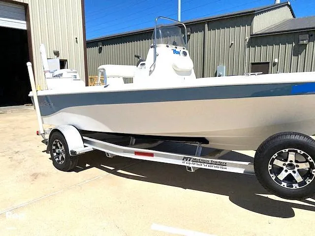 Slide: The Image of NauticStar Nautic Bay 1810 2009 - 16283331