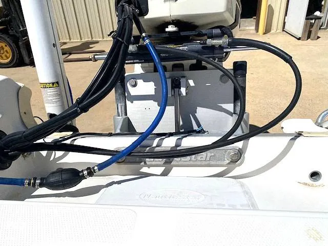 Slide: The Image of NauticStar Nautic Bay 1810 2009 - 16283357