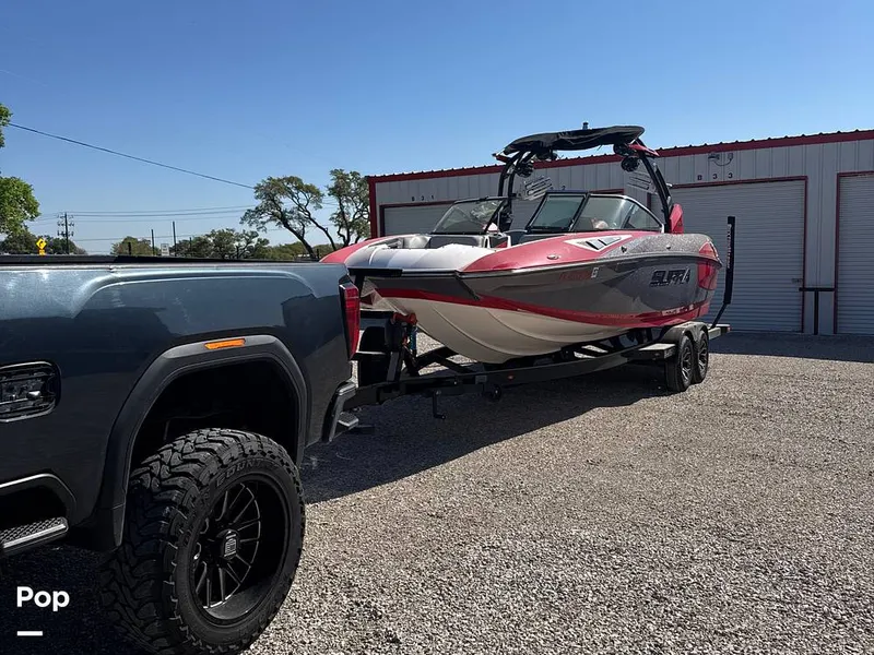The Image of 2015 Supra SE 450 Surf Boat - 16206424