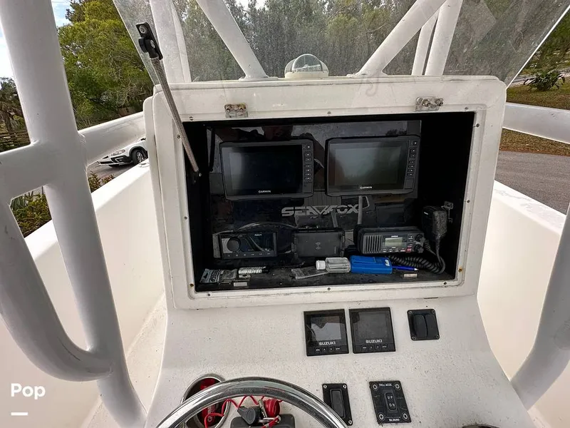 Slide: The Image of Twin Garmin Chartplotters - 16228408