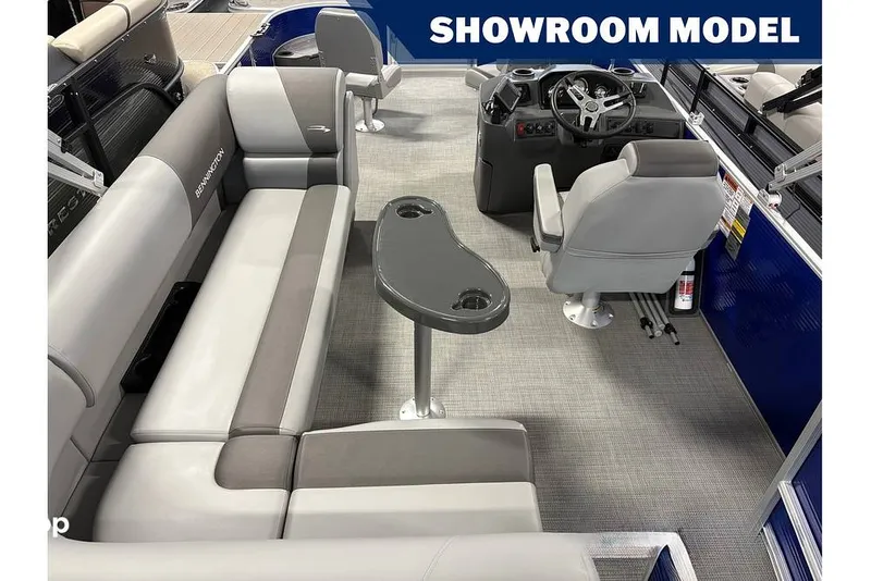 Slide: The Image of Bennington 188 SVS Fish 2024 - 16210438